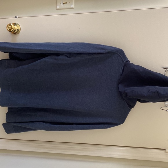 Hollister navy blue L/G never worn - Picture 3 of 3